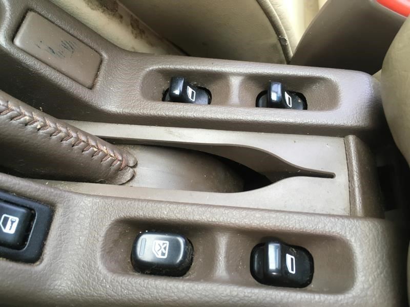 https://f005.backblazeb2.com/file/img-partshotlines-com/Inventory/NE160/Vehicle/40699_13.jpg