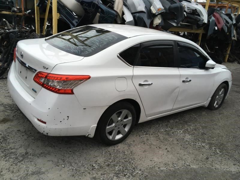 https://f005.backblazeb2.com/file/img-partshotlines-com/Inventory/NE160/Vehicle/40746_07.jpg