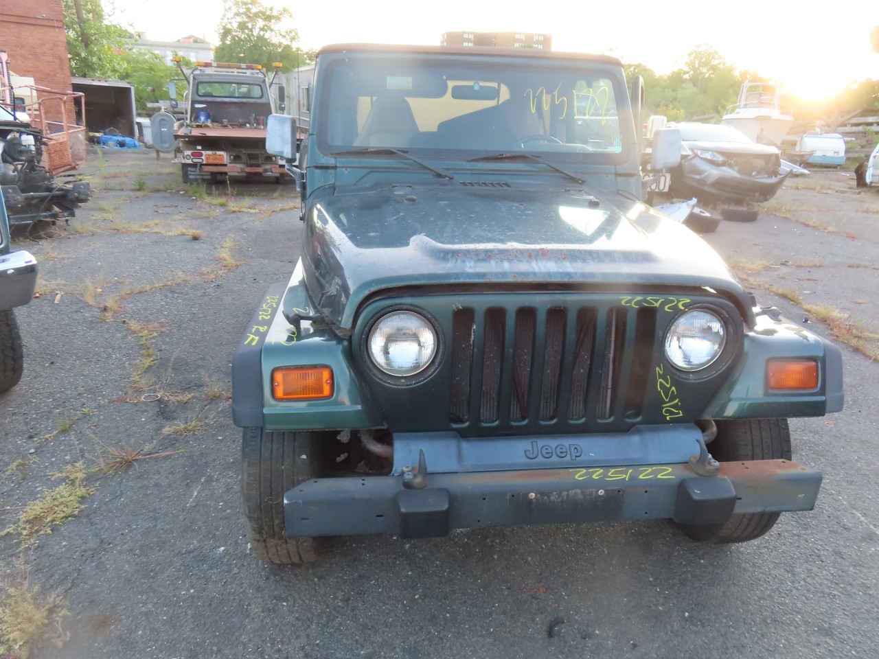 https://f005.backblazeb2.com/file/img-partshotlines-com/Inventory/NE160/Vehicle/43668_06.jpg