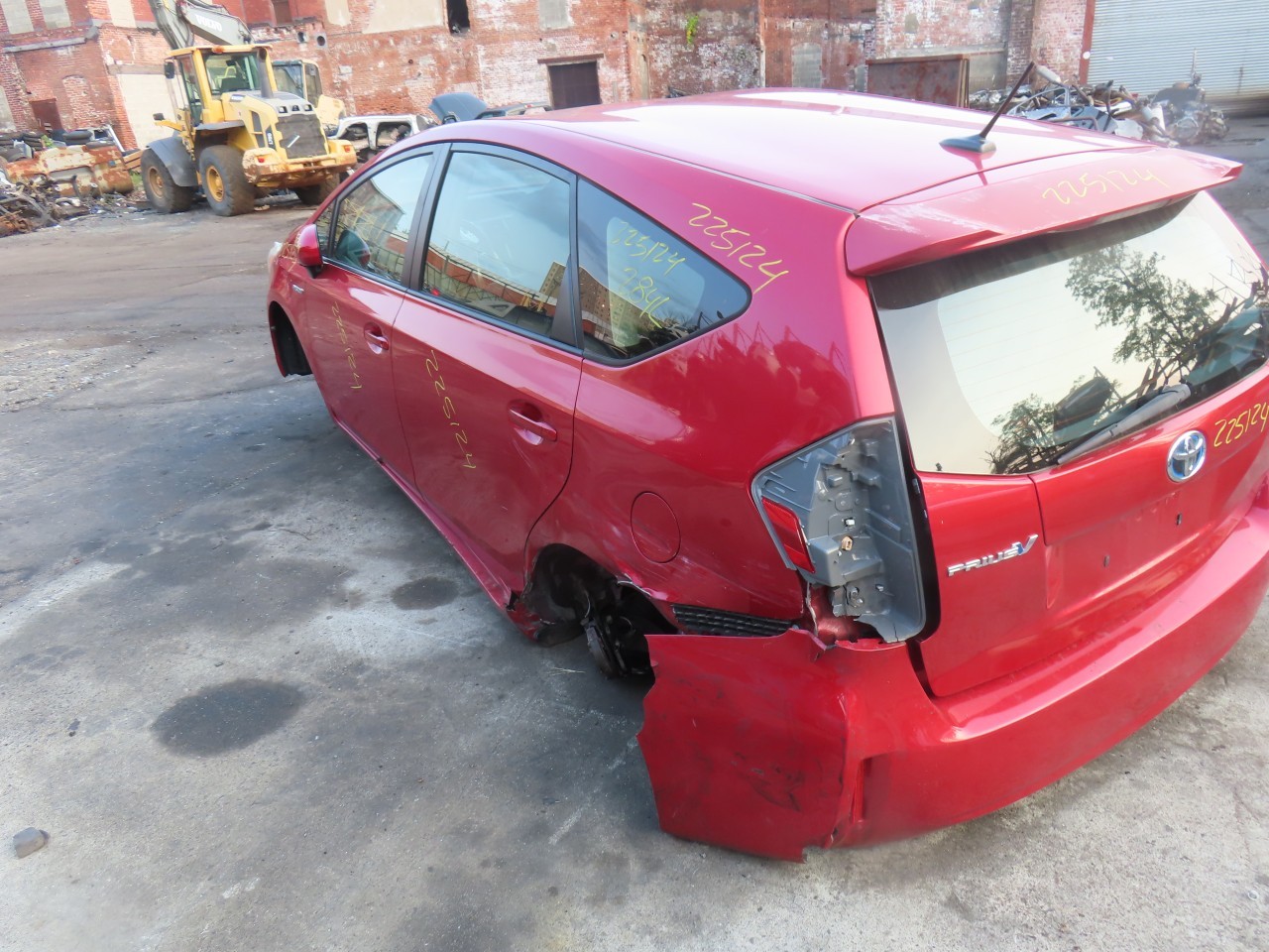 https://f005.backblazeb2.com/file/img-partshotlines-com/Inventory/NE160/Vehicle/43678_30.jpg