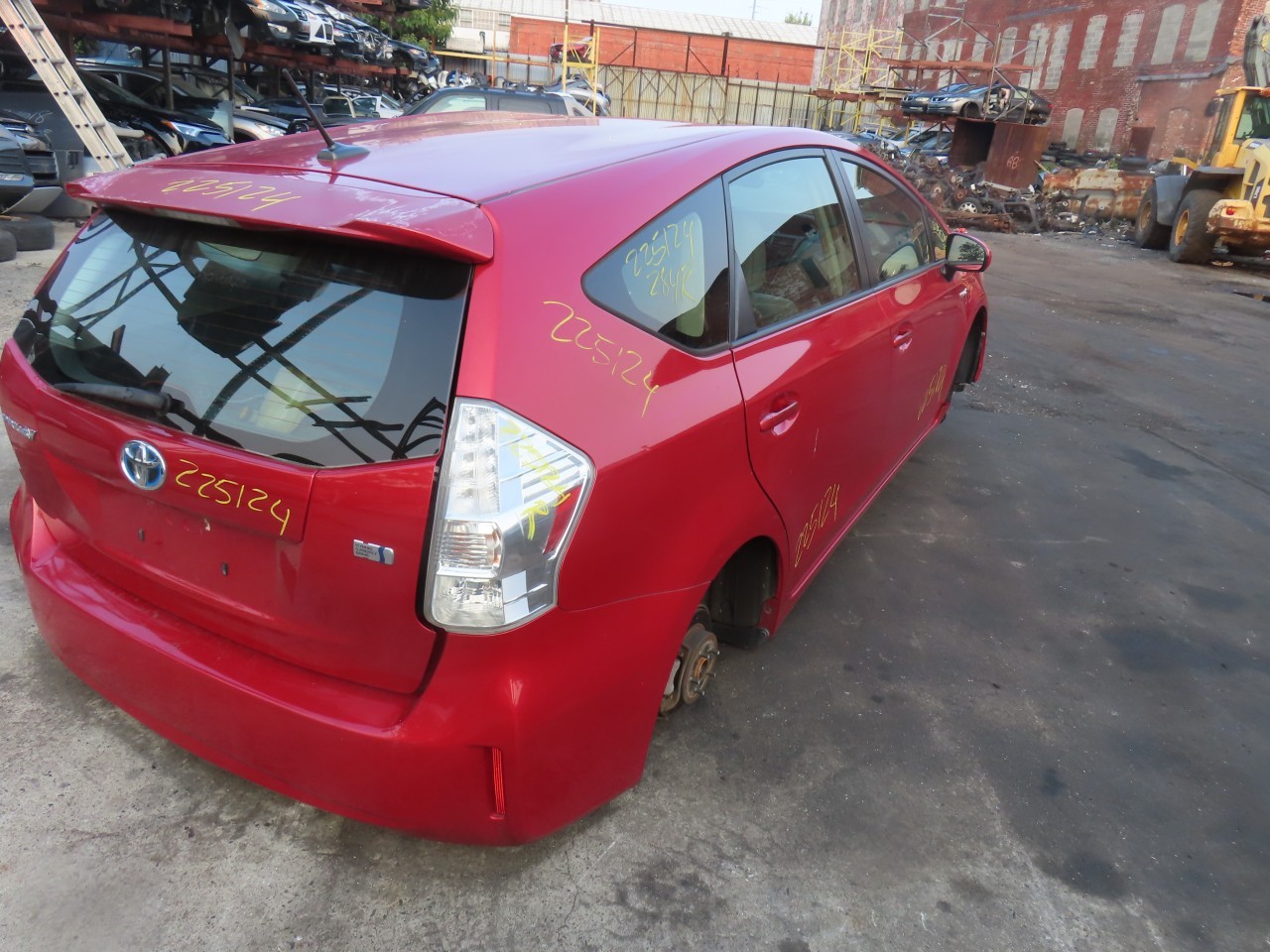 https://f005.backblazeb2.com/file/img-partshotlines-com/Inventory/NE160/Vehicle/43678_31.jpg