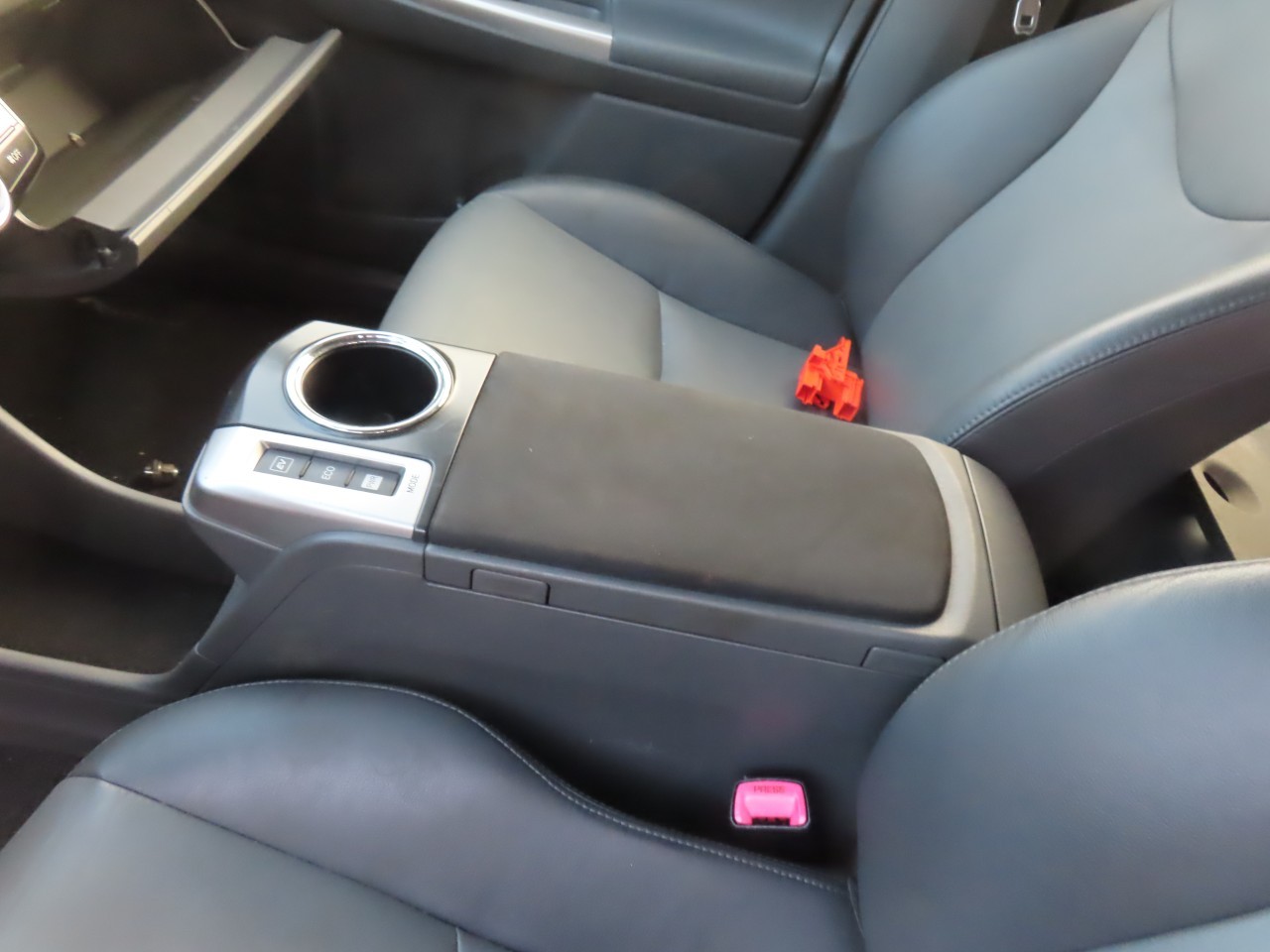 https://f005.backblazeb2.com/file/img-partshotlines-com/Inventory/NE160/Vehicle/43678_36.jpg
