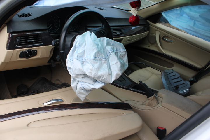 https://f005.backblazeb2.com/file/img-partshotlines-com/Inventory/NE160/Vehicle/4379_06.jpg