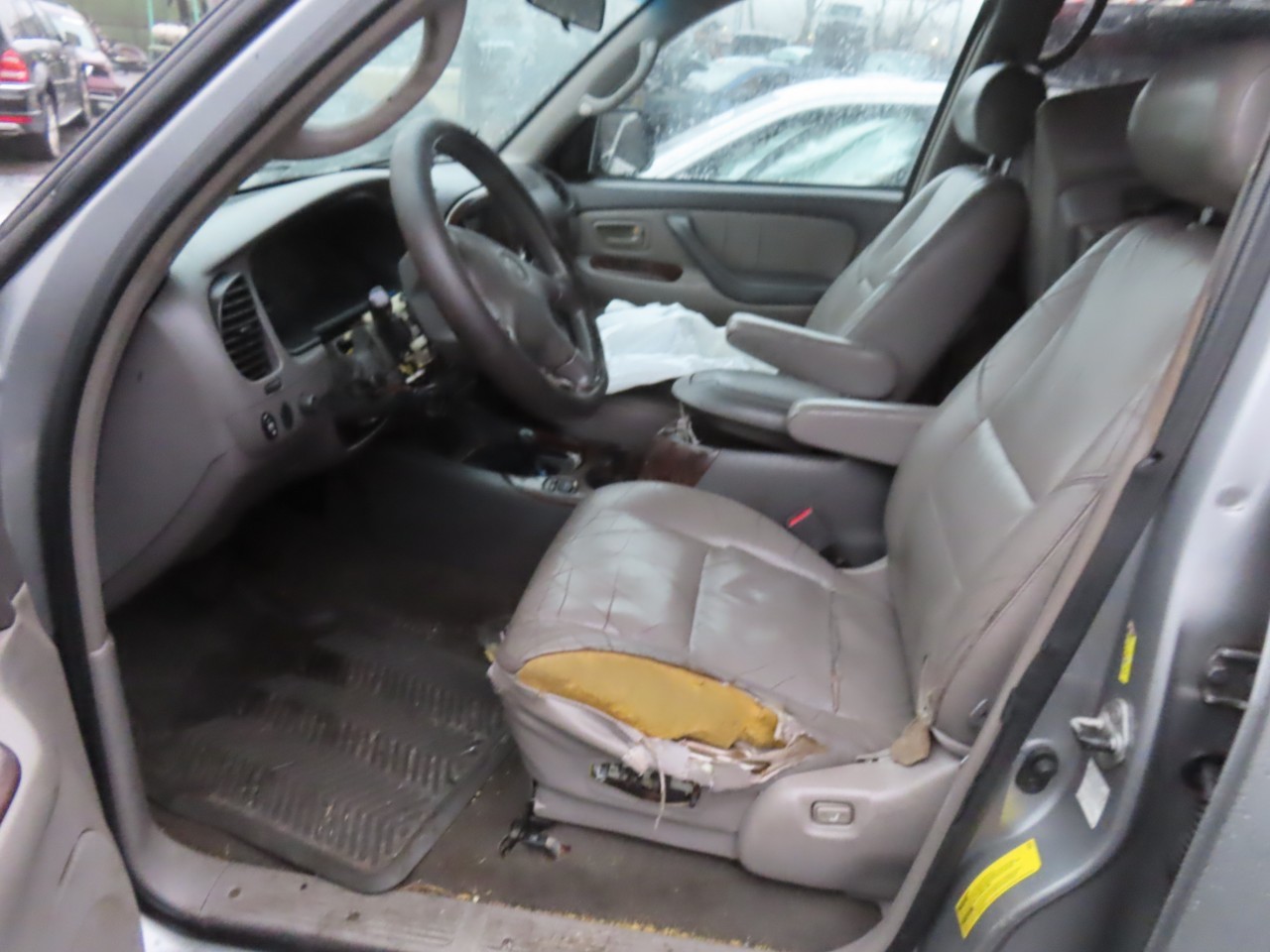 https://f005.backblazeb2.com/file/img-partshotlines-com/Inventory/NE160/Vehicle/44530_11.jpg