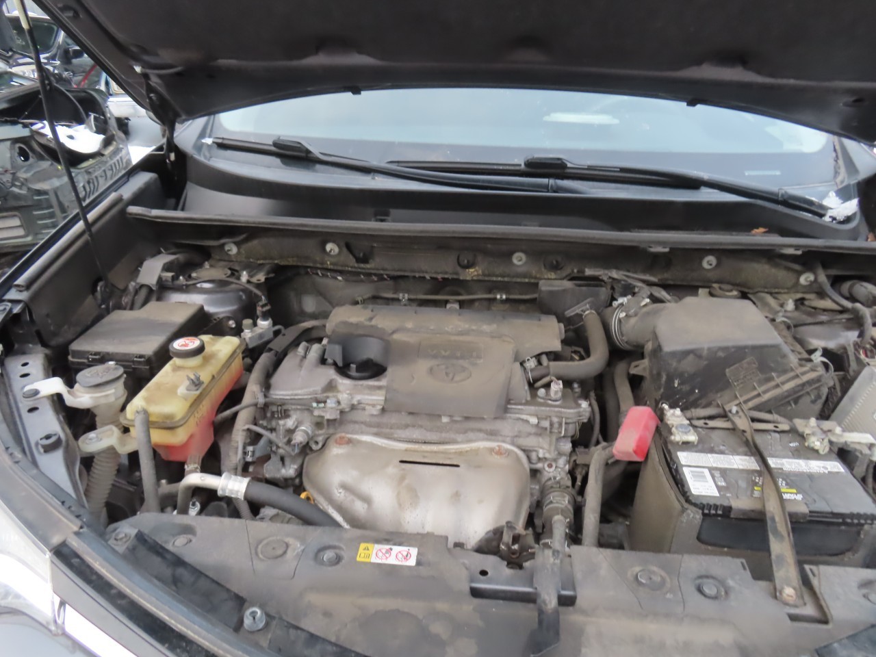 https://f005.backblazeb2.com/file/img-partshotlines-com/Inventory/NE160/Vehicle/44692_11.jpg