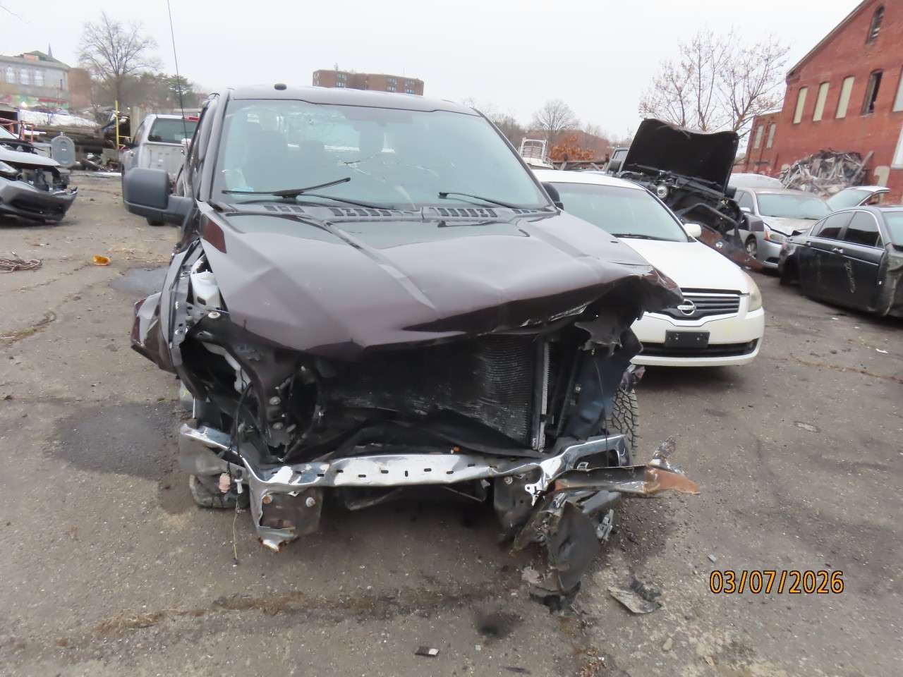 https://f005.backblazeb2.com/file/img-partshotlines-com/Inventory/NE160/Vehicle/44929_06.jpg