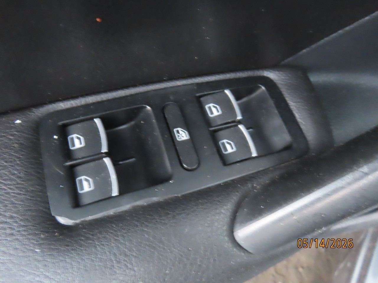 https://f005.backblazeb2.com/file/img-partshotlines-com/Inventory/NE160/Vehicle/45472_10.jpg