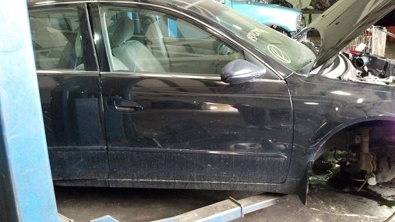 https://f005.backblazeb2.com/file/img-partshotlines-com/Inventory/NE160/Vehicle/8649_01.jpg