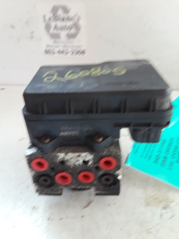 https://f005.backblazeb2.com/file/img-partshotlines-com/Inventory/NE169/Inventory/1237606_02.jpg
