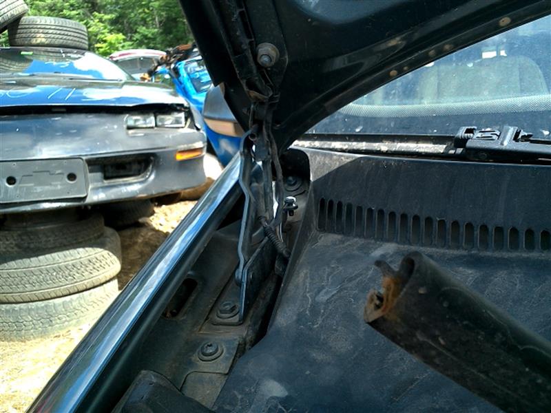 https://f005.backblazeb2.com/file/img-partshotlines-com/Inventory/NE169/Vehicle/3115_11.jpg