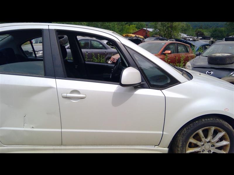 https://f005.backblazeb2.com/file/img-partshotlines-com/Inventory/NE169/Vehicle/5001_09.jpg
