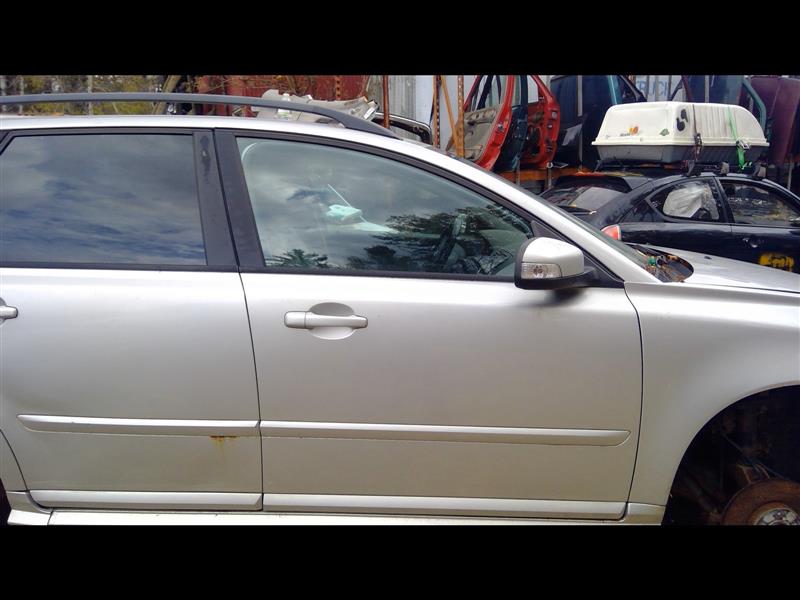 https://f005.backblazeb2.com/file/img-partshotlines-com/Inventory/NE169/Vehicle/5510_11.jpg