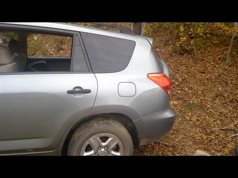 https://f005.backblazeb2.com/file/img-partshotlines-com/Inventory/NE169/Vehicle/5871_32.jpg
