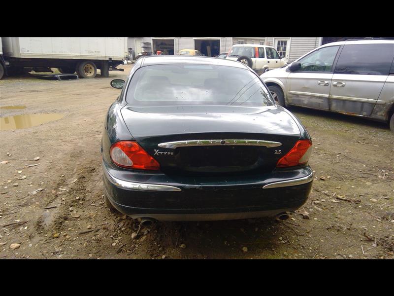 https://f005.backblazeb2.com/file/img-partshotlines-com/Inventory/NE169/Vehicle/5962_04.jpg