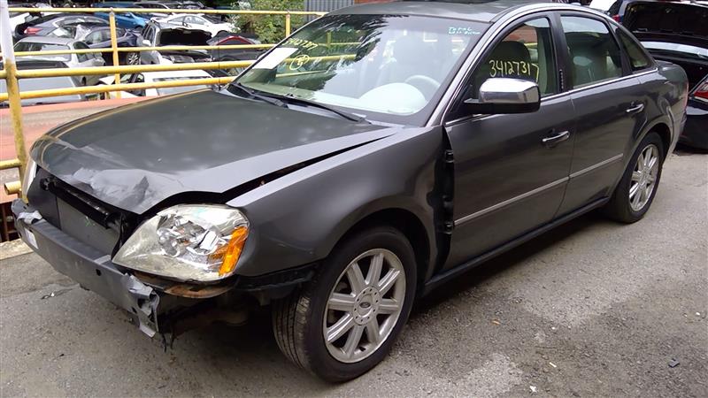 https://f005.backblazeb2.com/file/img-partshotlines-com/Inventory/NE174/Vehicle/21653_01.jpg