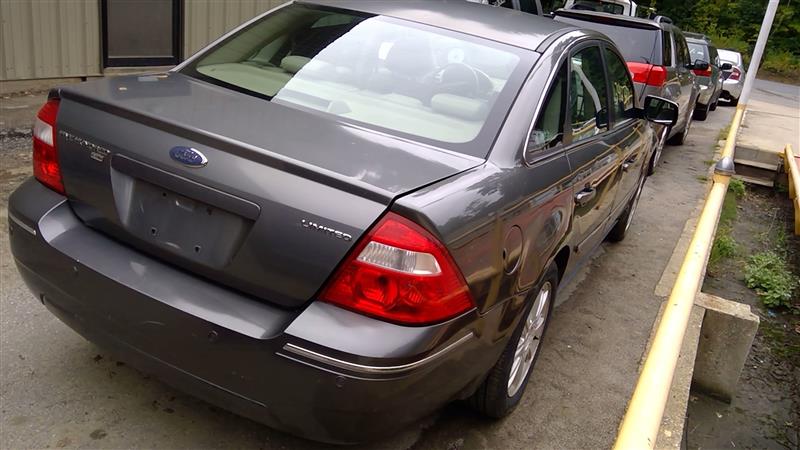 https://f005.backblazeb2.com/file/img-partshotlines-com/Inventory/NE174/Vehicle/21653_02.jpg
