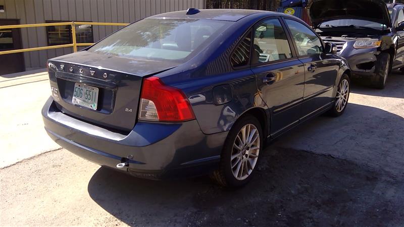 https://f005.backblazeb2.com/file/img-partshotlines-com/Inventory/NE174/Vehicle/22009_03.jpg