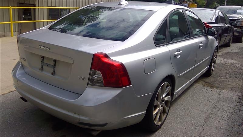 https://f005.backblazeb2.com/file/img-partshotlines-com/Inventory/NE174/Vehicle/23145_02.jpg