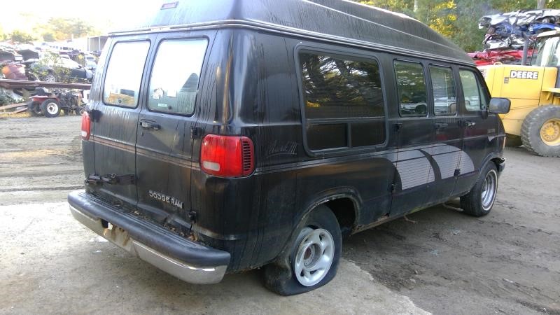 https://f005.backblazeb2.com/file/img-partshotlines-com/Inventory/NE174/Vehicle/23411_01.jpg