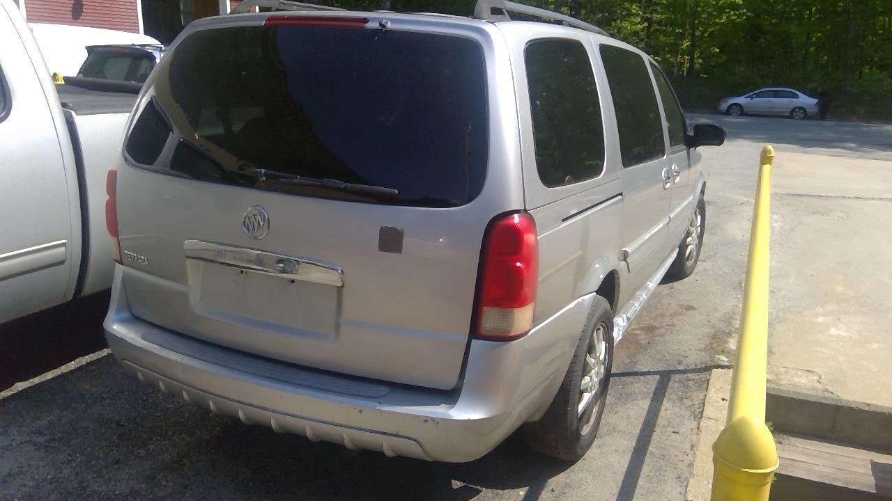 https://f005.backblazeb2.com/file/img-partshotlines-com/Inventory/NE174/Vehicle/24966_03.jpg