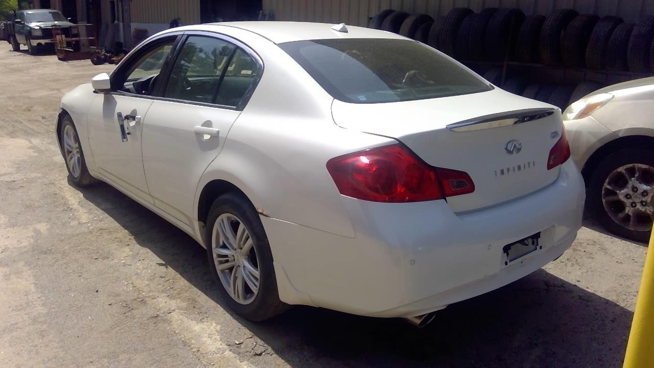 https://f005.backblazeb2.com/file/img-partshotlines-com/Inventory/NE174/Vehicle/24969_04.jpg