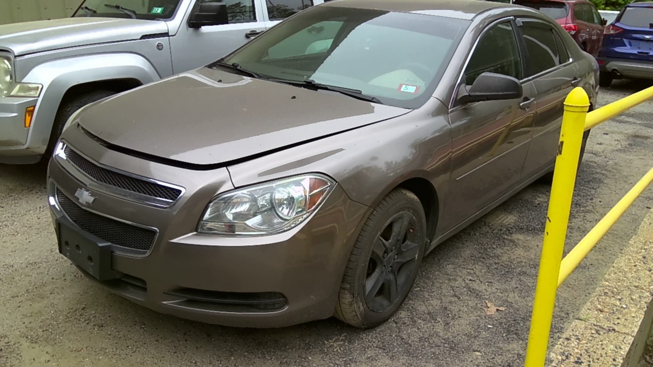 https://f005.backblazeb2.com/file/img-partshotlines-com/Inventory/NE174/Vehicle/24993_02.jpg