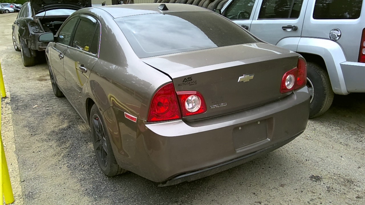 https://f005.backblazeb2.com/file/img-partshotlines-com/Inventory/NE174/Vehicle/24993_03.jpg