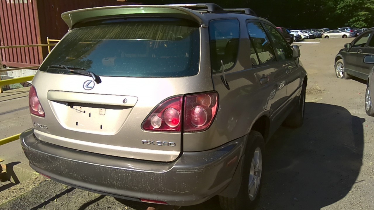 https://f005.backblazeb2.com/file/img-partshotlines-com/Inventory/NE174/Vehicle/25015_03.jpg