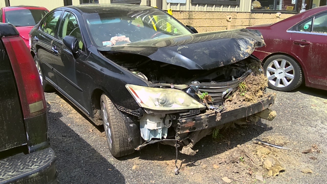 https://f005.backblazeb2.com/file/img-partshotlines-com/Inventory/NE174/Vehicle/25019_02.jpg