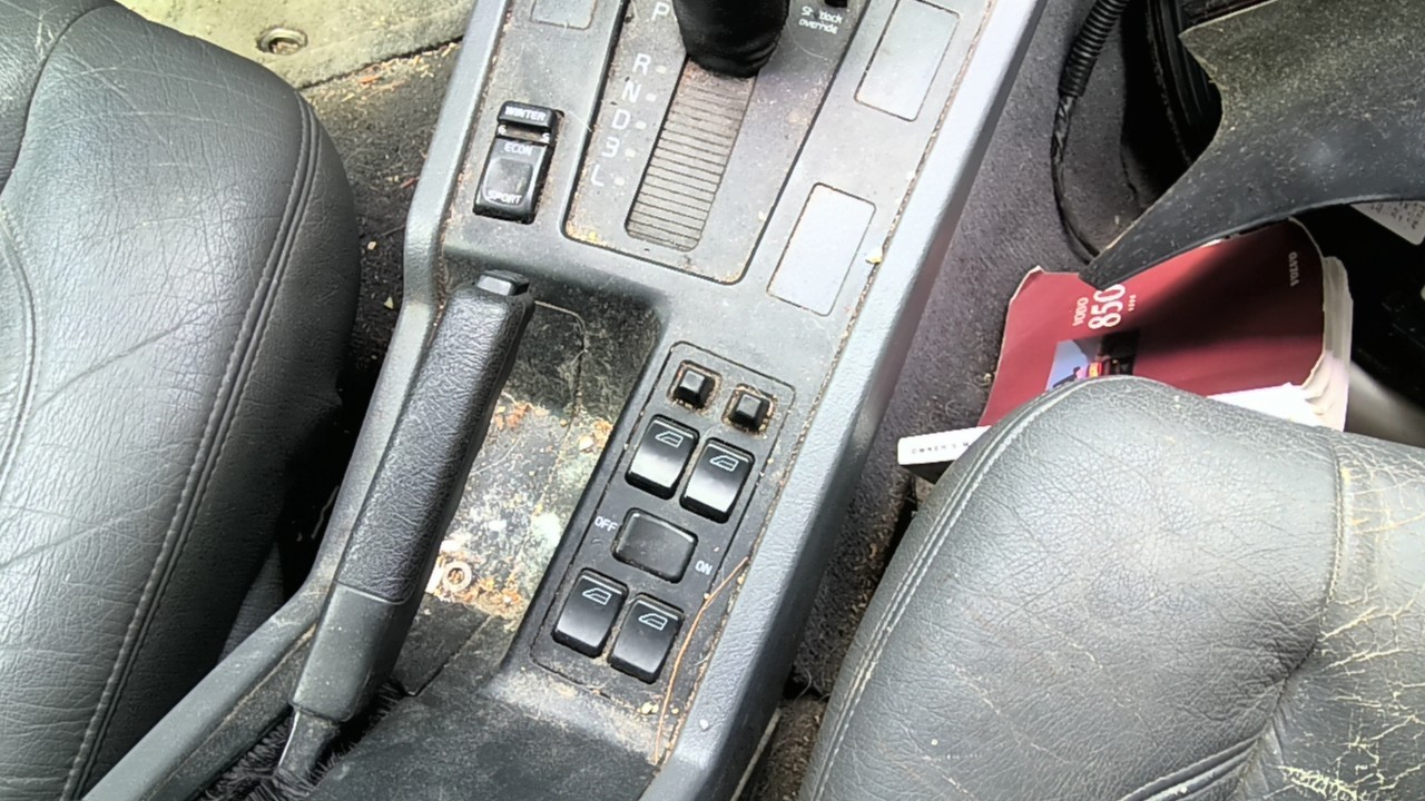 https://f005.backblazeb2.com/file/img-partshotlines-com/Inventory/NE174/Vehicle/25034_01.jpg