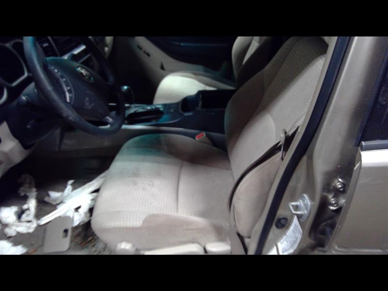 https://f005.backblazeb2.com/file/img-partshotlines-com/Inventory/NE175/Vehicle/23670_06.jpg