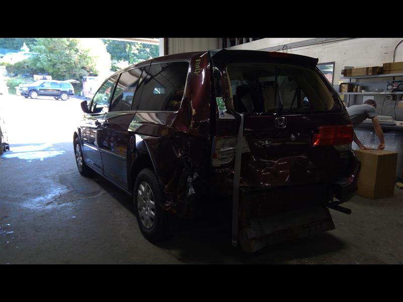 https://f005.backblazeb2.com/file/img-partshotlines-com/Inventory/NE175/Vehicle/33759_03.jpg