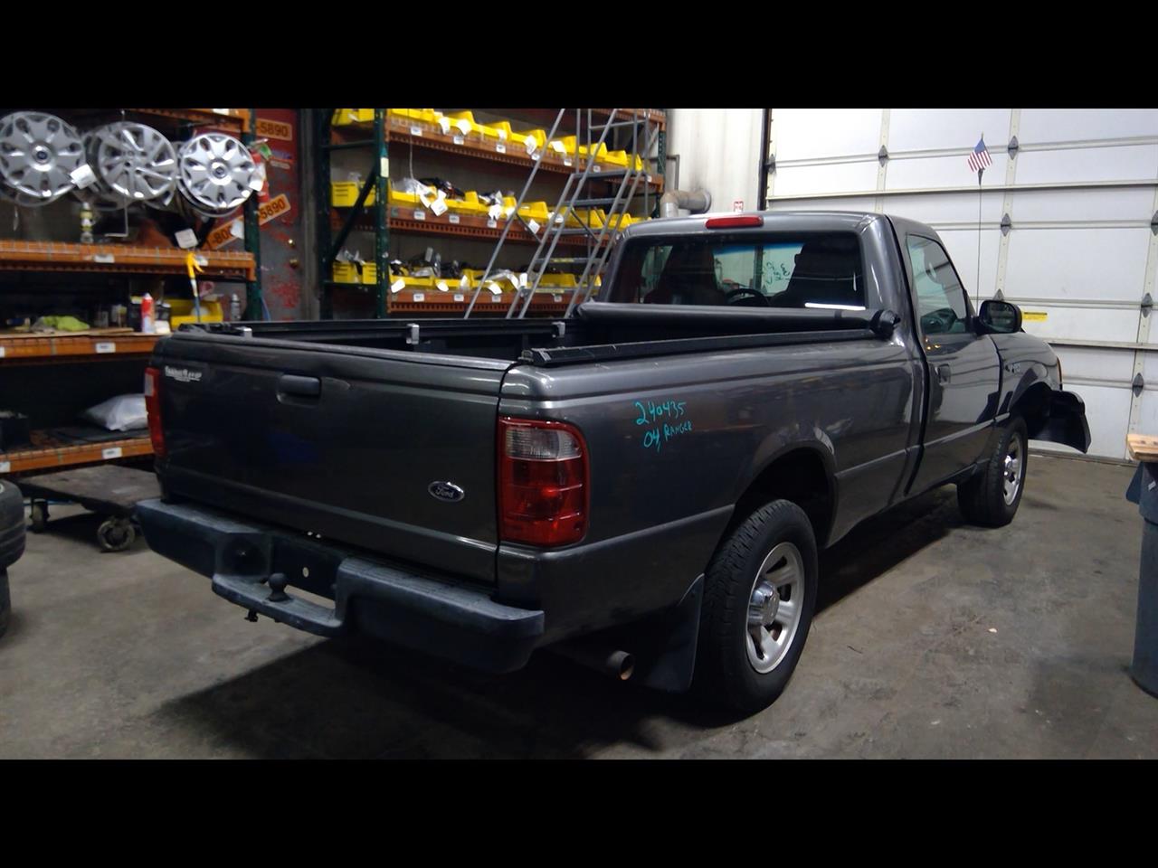 https://f005.backblazeb2.com/file/img-partshotlines-com/Inventory/NE175/Vehicle/34311_04.jpg