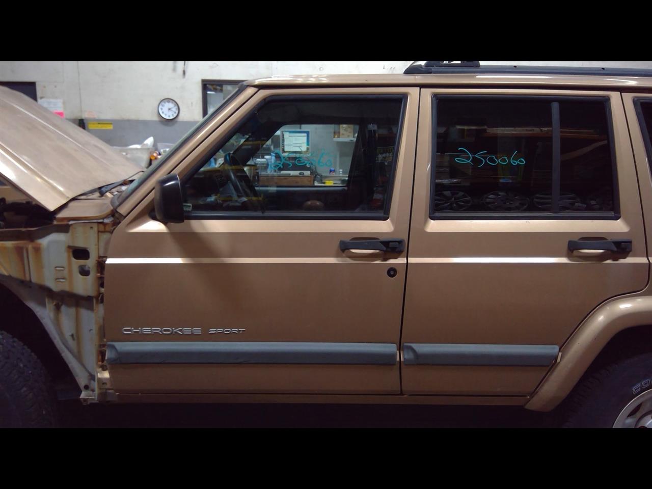 https://f005.backblazeb2.com/file/img-partshotlines-com/Inventory/NE175/Vehicle/35316_10.jpg