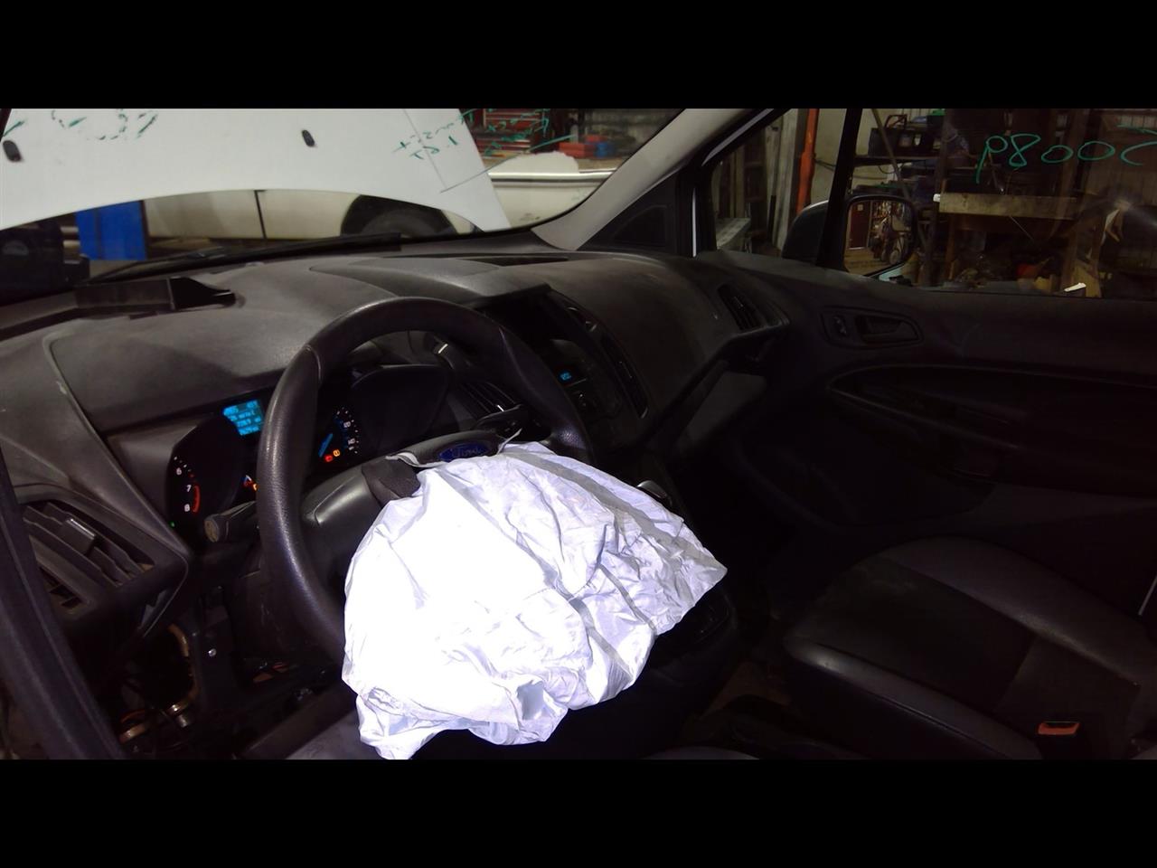 https://f005.backblazeb2.com/file/img-partshotlines-com/Inventory/NE175/Vehicle/35616_08.jpg