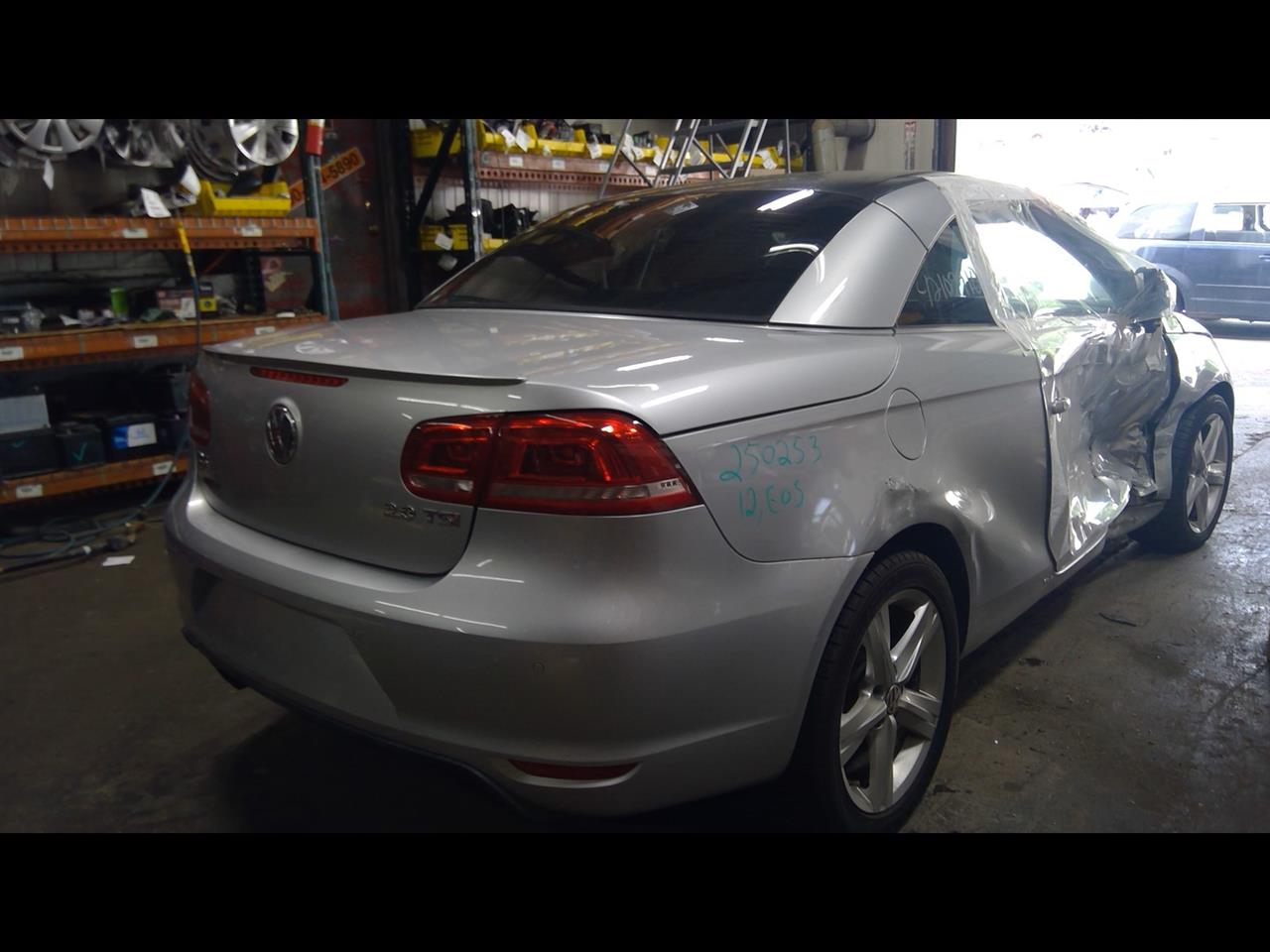 https://f005.backblazeb2.com/file/img-partshotlines-com/Inventory/NE175/Vehicle/36768_04.jpg