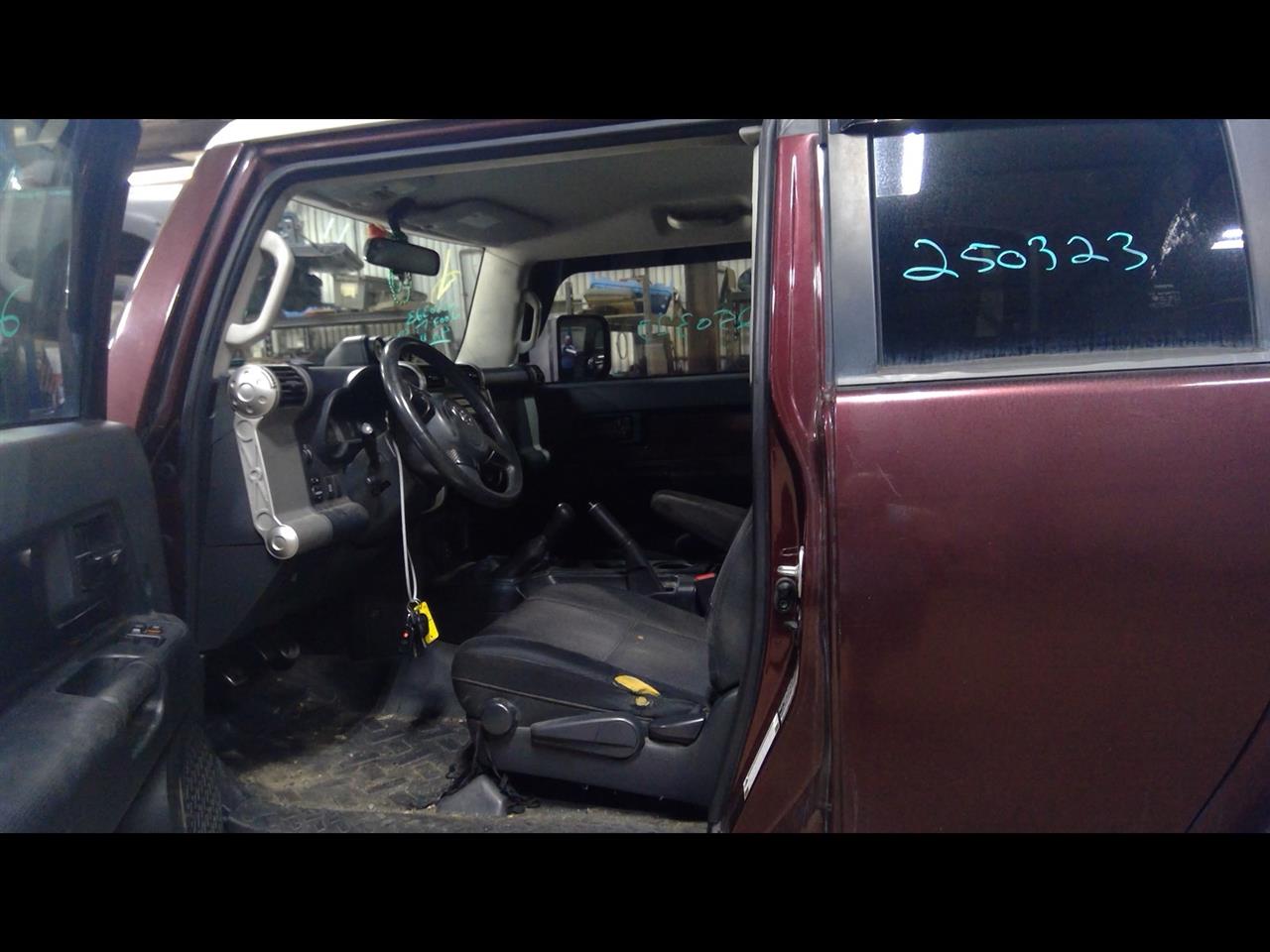 https://f005.backblazeb2.com/file/img-partshotlines-com/Inventory/NE175/Vehicle/37212_05.jpg