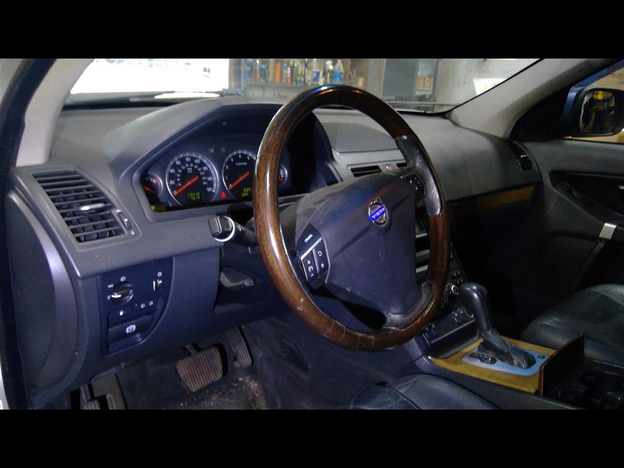https://f005.backblazeb2.com/file/img-partshotlines-com/Inventory/NE175/Vehicle/37235_08.jpg
