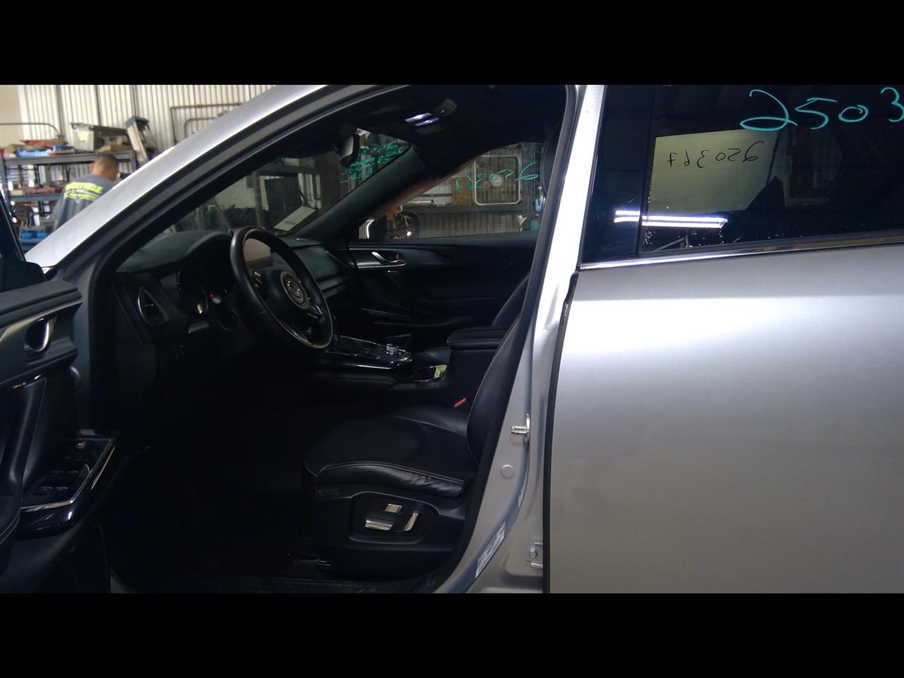 https://f005.backblazeb2.com/file/img-partshotlines-com/Inventory/NE175/Vehicle/37498_05.jpg
