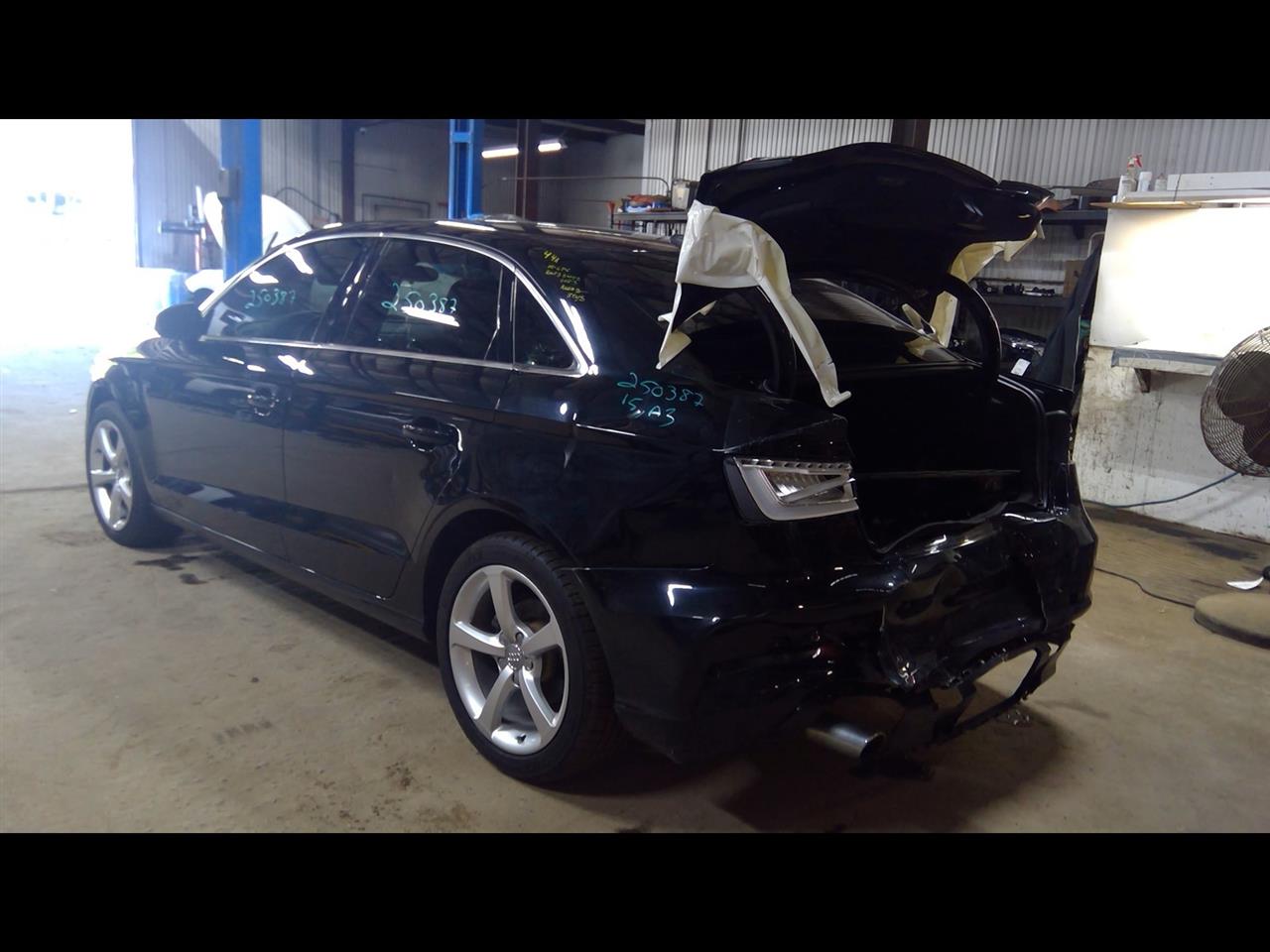 https://f005.backblazeb2.com/file/img-partshotlines-com/Inventory/NE175/Vehicle/37615_03.jpg