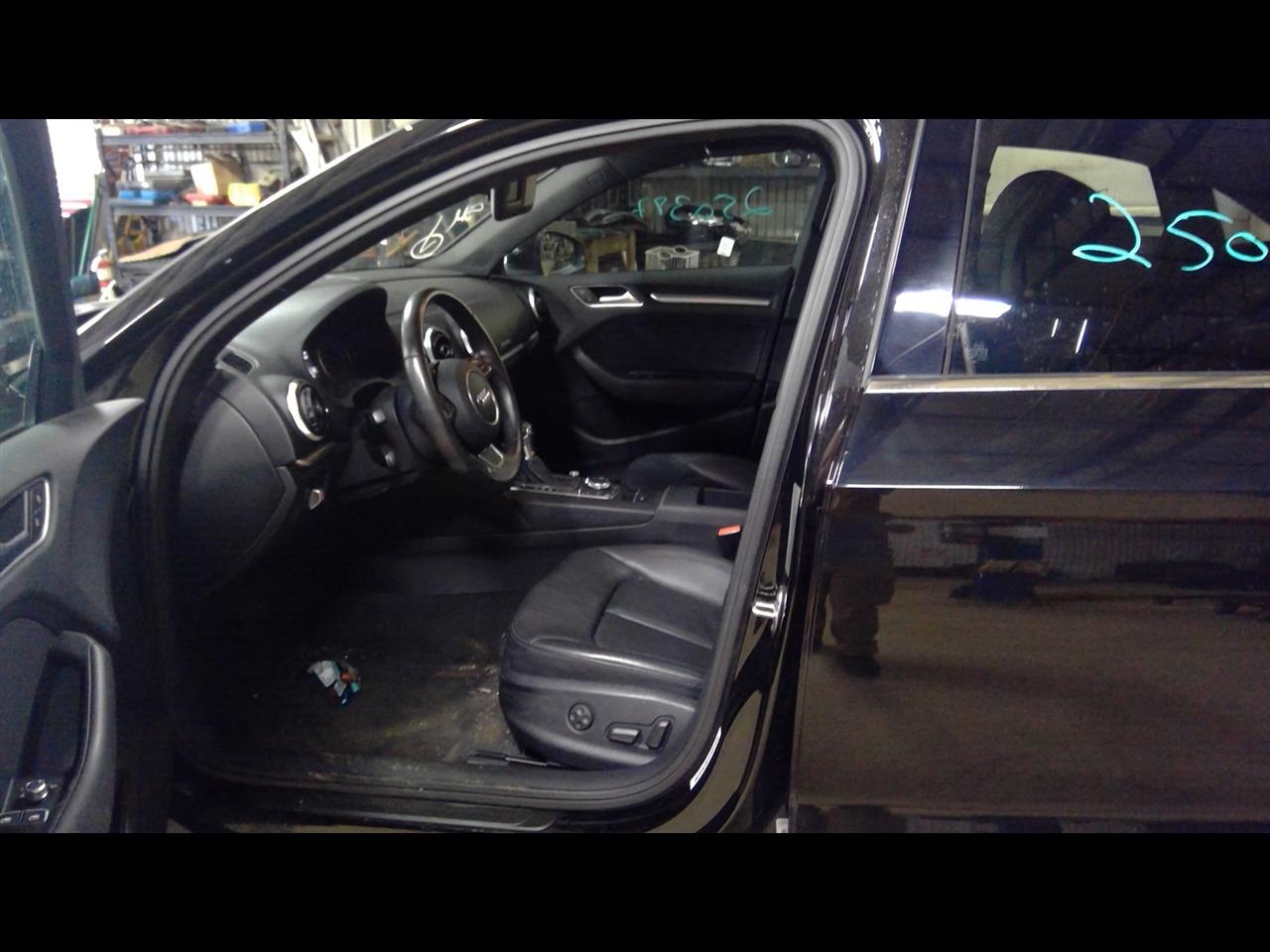 https://f005.backblazeb2.com/file/img-partshotlines-com/Inventory/NE175/Vehicle/37615_05.jpg