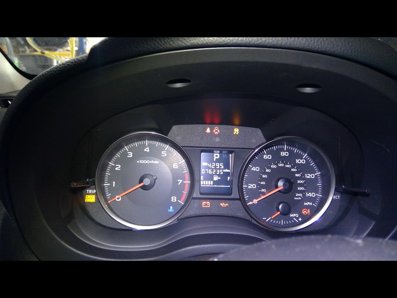 Vehicle/37647_06.jpg