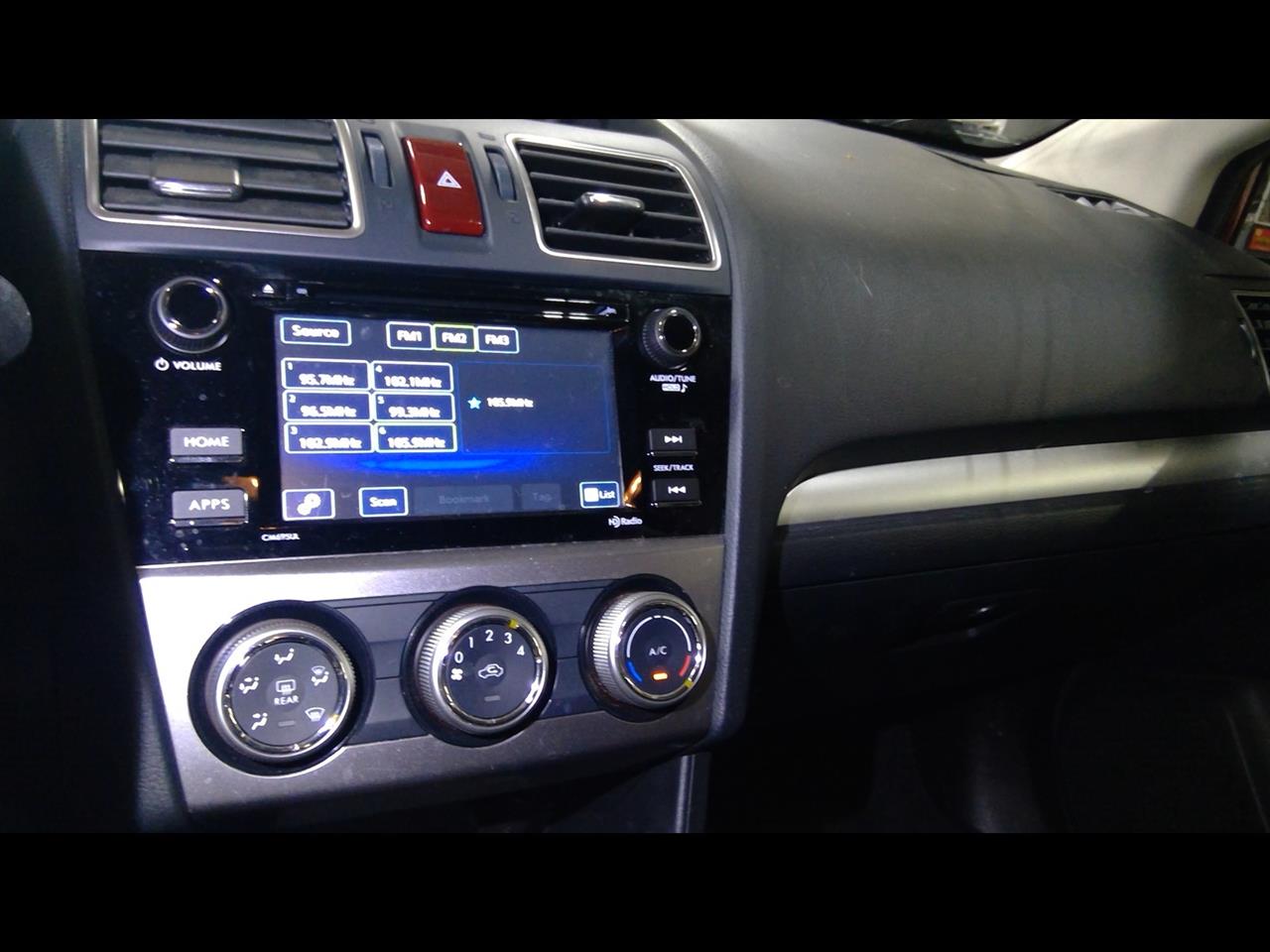 Vehicle/37647_07.jpg