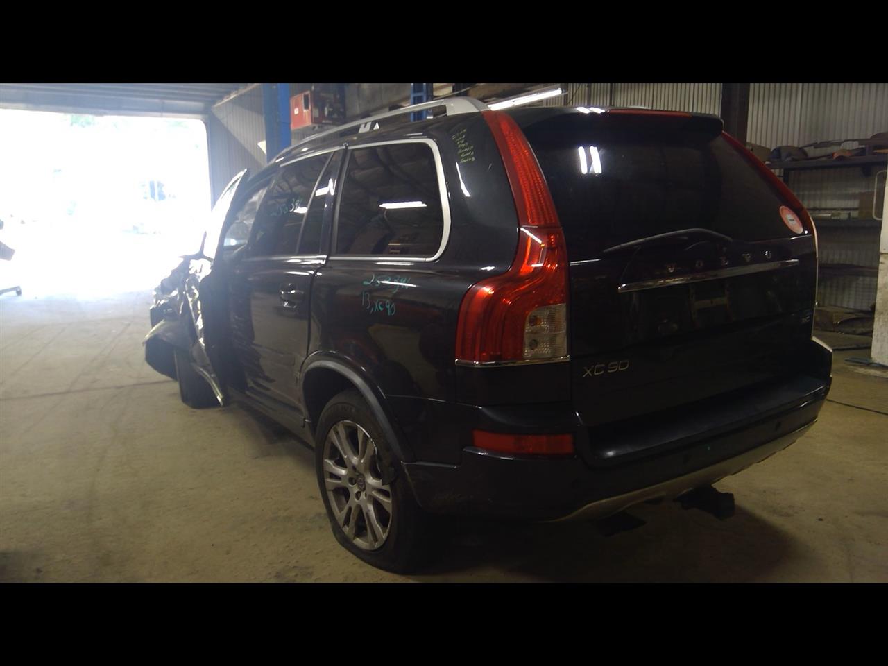 https://f005.backblazeb2.com/file/img-partshotlines-com/Inventory/NE175/Vehicle/37673_03.jpg