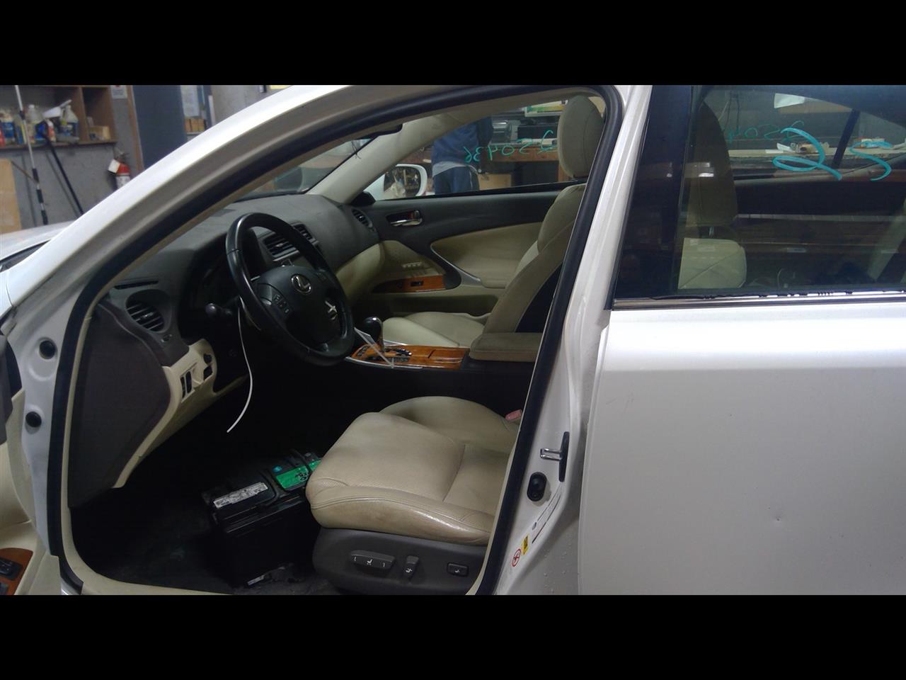 https://f005.backblazeb2.com/file/img-partshotlines-com/Inventory/NE175/Vehicle/37935_05.jpg