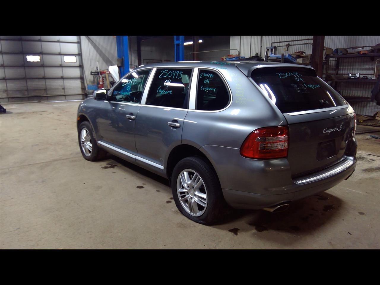 https://f005.backblazeb2.com/file/img-partshotlines-com/Inventory/NE175/Vehicle/38298_04.jpg