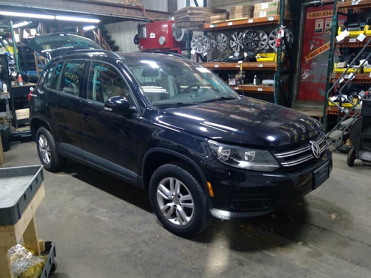 https://f005.backblazeb2.com/file/img-partshotlines-com/Inventory/NE175/Vehicle/38548_02.jpg
