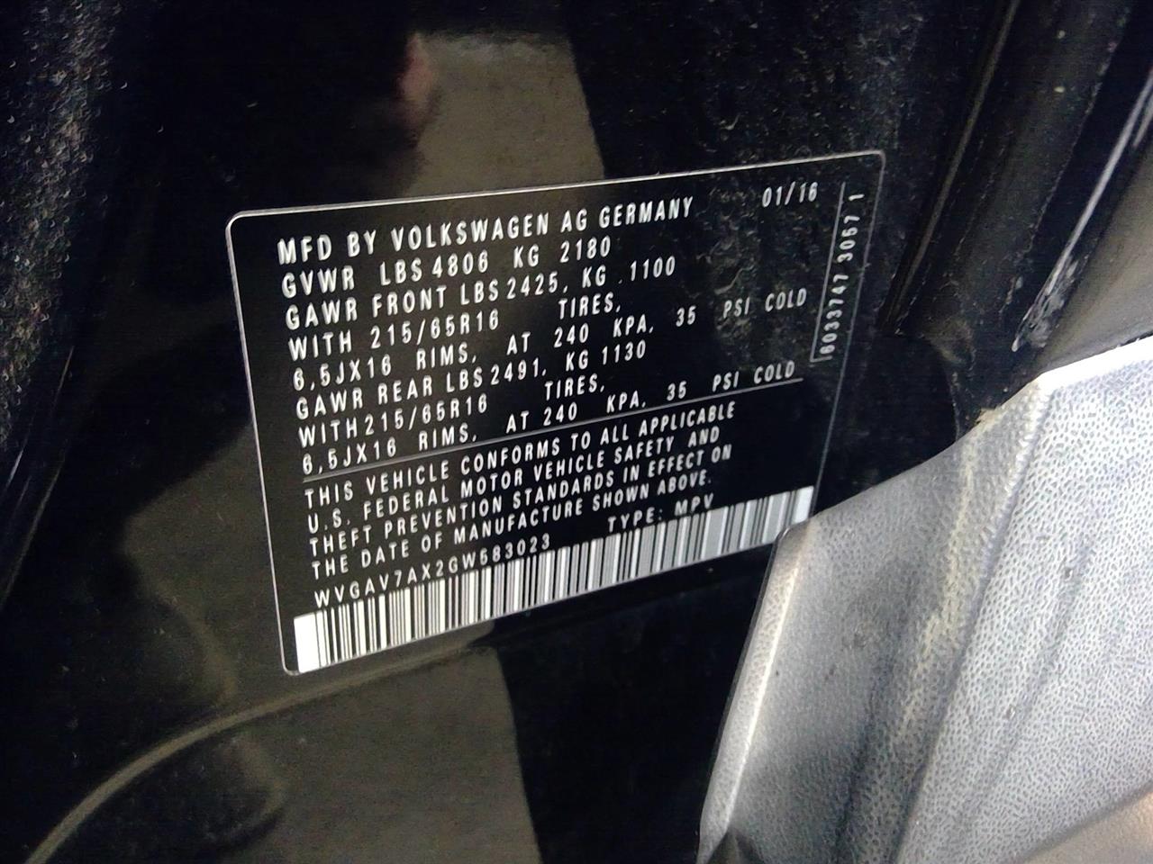 https://f005.backblazeb2.com/file/img-partshotlines-com/Inventory/NE175/Vehicle/38548_06.jpg