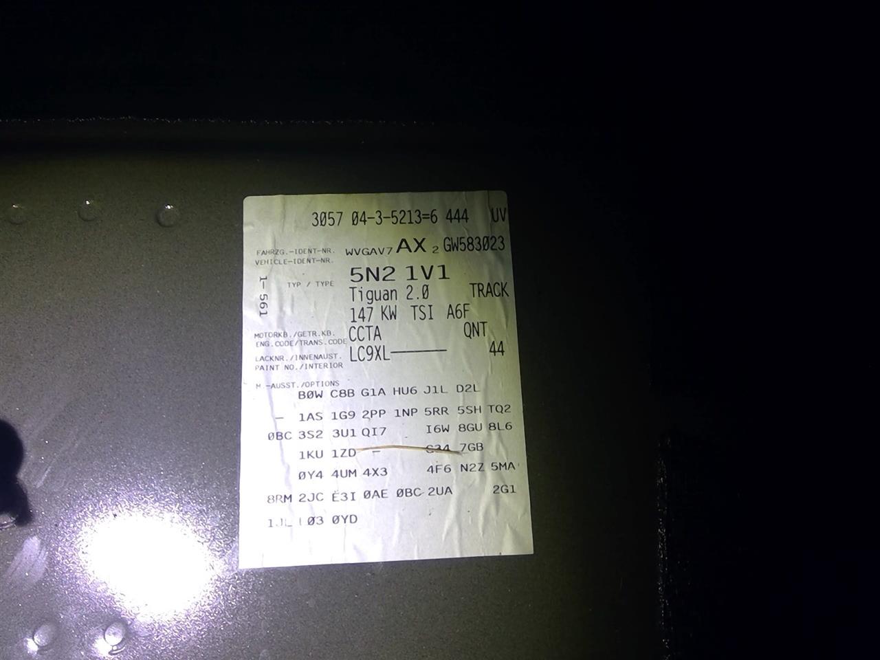 https://f005.backblazeb2.com/file/img-partshotlines-com/Inventory/NE175/Vehicle/38548_09.jpg