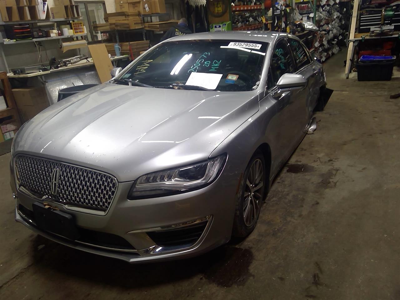 https://f005.backblazeb2.com/file/img-partshotlines-com/Inventory/NE175/Vehicle/38697_01.jpg